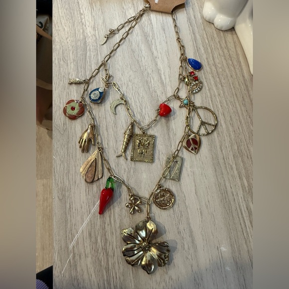 NWOT Free People Maxamillion Charm Necklace Flower Power Bohemian Boho Summer - Picture 3 of 4